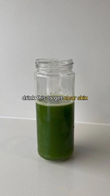 Glowing Skin Juice, Clear Skin Detox, Foods For Clear Skin, Clear Skin Diet, Healthy Juice Drinks, Skin Drinks, Clear Healthy Skin, Clear Glowing Skin, Good Skin Tips