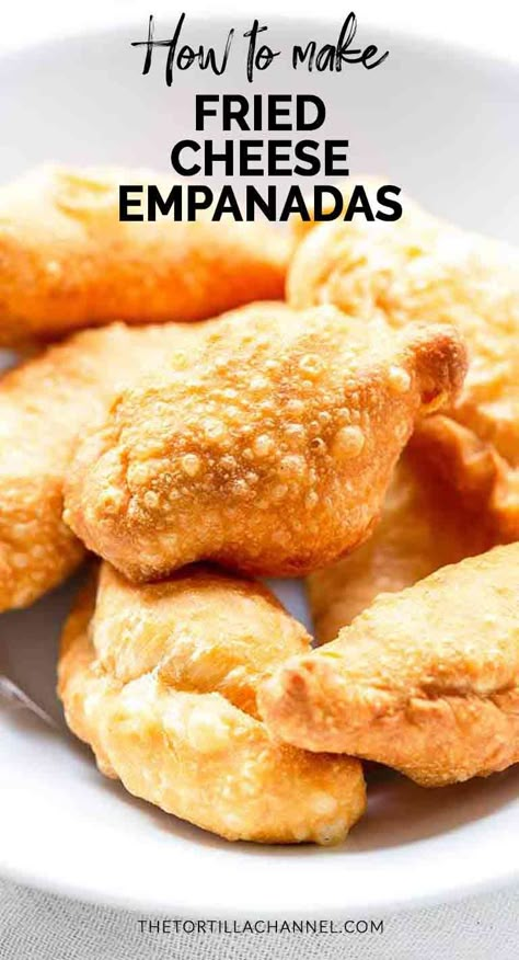 Fried Empanadas Recipe, Fried Empanadas, Cheese Empanadas Recipe, Easy Empanadas Recipe, Vegetarian Empanadas, Tiny Bites, Chilean Food, Cheese Empanadas, Bread Head