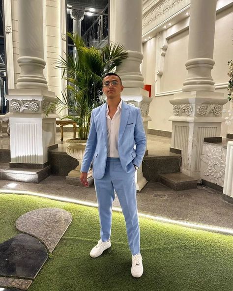 Baby Blue Suits For Men, Blue Suit For Men, Grad Suits, Blue And White Outfits, Suit For Men, Prom Suits, Tomboy Style Outfits, Prom Outfits