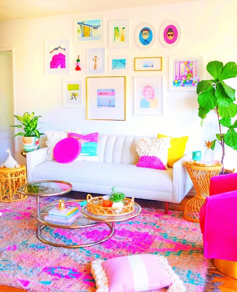 Summer Living Room Decor, Summer Living Room, Colourful Living Room Decor, Living Room Decor Colors, Colourful Living Room, 아파트 인테리어, Preppy Room, A Living Room, Apartment Living Room