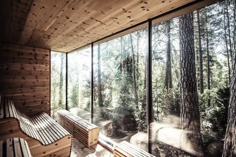 Forest Cabin Modern Interior, Nordic Spa Design, Sauna Forest, Forest Sauna, Cabin Spa, Scandinavian Spa, Forest Spa, Mountain Spa, Spa Luxe