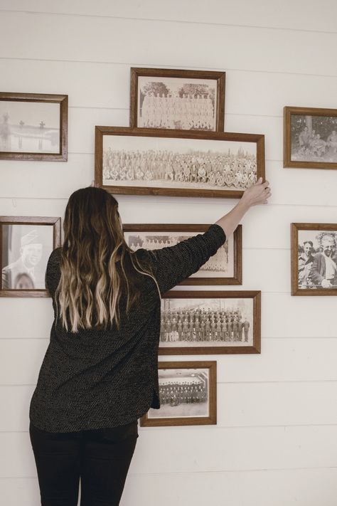 Wedding Album Display In Home, Old Family Photos Display Wall Galleries, How To Incorporate Family Photos Into Decor, Vintage Family Photos Display, Antique Photo Display, How To Display Family Heirlooms, How To Display School Pictures, Ancestor Wall Display, Ancestry Wall Display