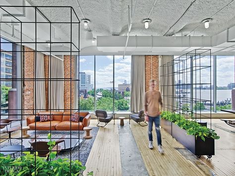 Google's NYC Office by Interior Architects Has Eye-Catching Features at Every Turn Corporate Office Design Interiors, Modern Corporate Office Design, Modern Corporate Office, Google Office, Nyc Office, Interior Architects, Loft Office, Corporate Office Design, Conference Design