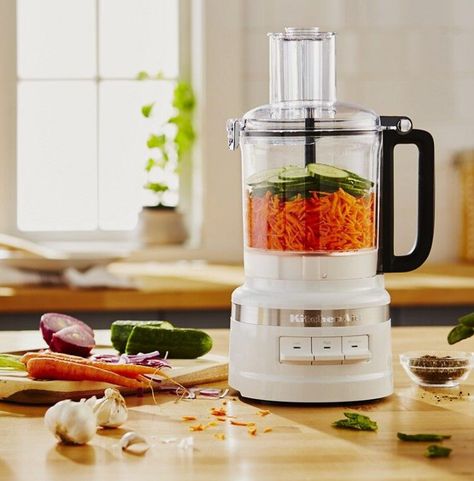 Kitchenaid Food Processor, Food Processor Uses, Best Food Processor, Cup Food, Countertop Appliances, Food Processor, Fresh Veggies, Food Shop, Small Appliances