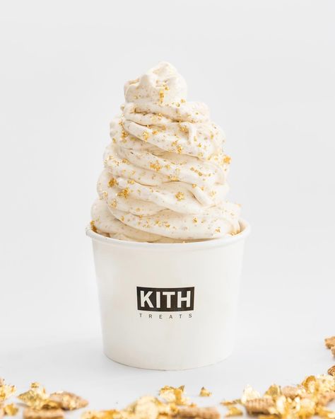 Summer Ice Cream Photography, Thai Ice Cream, Kith Treats, Happy Ice, Cream Photography, Rabbit Logo, Soft Ice Cream, Ice Cream Photography, Oreo Milkshake