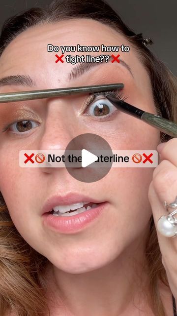 Rose Siard on Instagram: "SAVE THIS for later ‼️🍎 Do you tight line? 🖤✔️ #makeuphacks #makeuptips #viralmakeup" Easy Liquid Eyeliner For Beginners, How To Tight Line Eyeliner, Tightline Eyeliner Tutorials, How To Tightline Eyes Eyeliner, Tight Lining Eyes, Fun Makeup Tutorial, Eye Lining Styles, Water Line Eyeliner, Tight Line Eyeliner