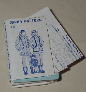 Kuspuk Pattern, Parka Pattern, Alaska Fashion, Sewing Diy, Diy Projects To Try, Stuff I Want, Diy Sewing, Teaching Ideas, Hands On