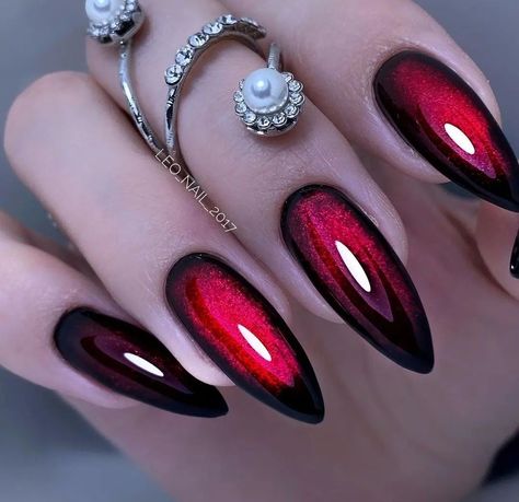 Gothic Nail Designs, Nail Winter, Vampire Nails, Nail Designs Ideas, Witchy Nails, Velvet Nails, Punk Nails, Gothic Nails, Goth Nails