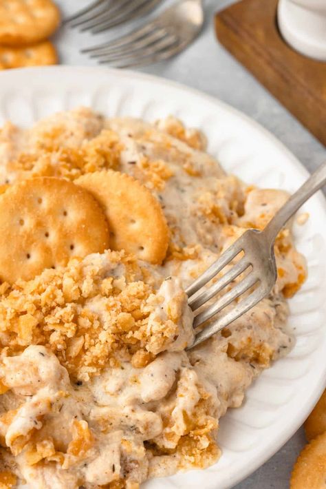 Ritz Cracker Chicken Casserole - Cook Dinner Tonight Crockpot Chicken Ritz Crackers, Baked Ritz Cracker Chicken, Chicken And Ritz Cracker Recipe, Ritz Chicken Casserole Recipes, Cracker Chicken Casserole, Ritz Cracker Chicken Casserole, Ritz Chicken Casserole, Ritz Chicken, Turkey Casserole Recipe