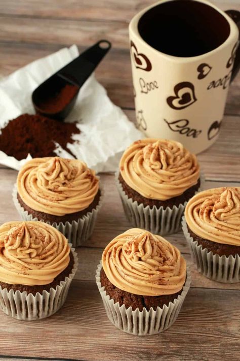 Vegan Coffee Cupcakes with Coffee Buttercream Frosting. Deliciously rich and moist! #vegan #lovingitvegan #coffeecupcakes #dessert Coffee Buttercream Frosting, Flavored Cupcakes, Vegan Cupcake Recipes, Vegan Cupcake, Dairy Free Frosting, Dairy Free Coffee, Vegan Frosting, Vegan Sweet Treats, Apple Coffee Cakes