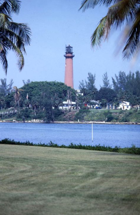 Florida Memory - View of the Historic Jupiter Inlet lighthouse in Palm Beach County, Florida. Seminole Wars, Lighthouse Keeper, Chicago Photos, Palm Beach County, Seattle Skyline, Statistics, Palm Beach, Lighthouse, Tower