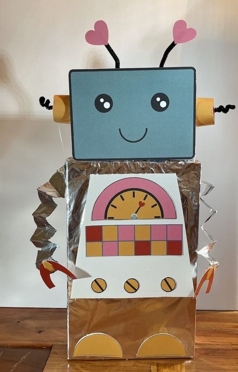 Kindergarten Robot Project, How To Make A Robot Out Of Boxes, Robot Box Craft, 3d Shape Robot Project, 3d Robot Project, Robotics Activities For Kids, Robot Valentine Cards, Craft For Valentines Day, Robot Template