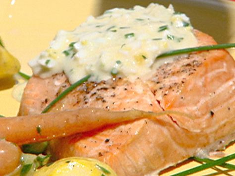 Alder-Planked Salmon with Egg Sauce Recipe : Michael Chiarello : Food Network - FoodNetwork.com Egg Sauce Recipe, Egg Sauce, Egg Recipes For Dinner, Cooking Channel Recipes, Plank Salmon, Sauce For Salmon, Salmon Eggs, Hard Cooked Eggs, Egg Recipe