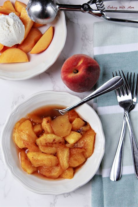 Crock Pot Cinnamon Peaches Peaches Crockpot Recipes, Peaches In Crockpot, Peach Ice Cream Topping, Cinnamon Peaches, Brown Sugar Peaches, Fresh Peach Recipes, Peach Compote, Spiced Peaches, Compote Recipe