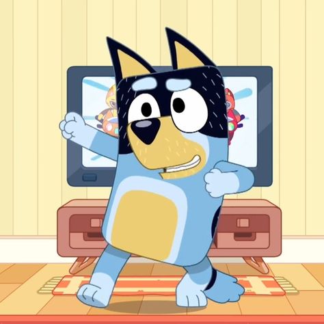 Bluey Pictures, Bandit Bluey, Bluey Bandit, Bandit Heeler, Bluey Characters, Cat Hug, Male Models Poses, Happy Cartoon, Ghost Faces