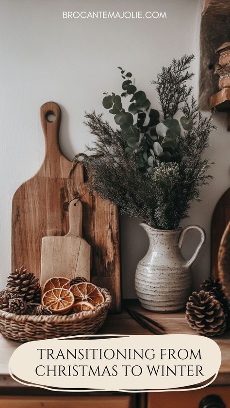 Farmhouse Winter Decor Living Room, Mantle Decor With Greenery, White And Wood Decor Living Room, Cozy Spring Living Room Decor, Neutral Winter Home Decor, Cozy Cottage Inspiration, Winter Cozy Home Aesthetic, Rustic Home Decor Living Room Cozy, Winter Scandinavian Decor