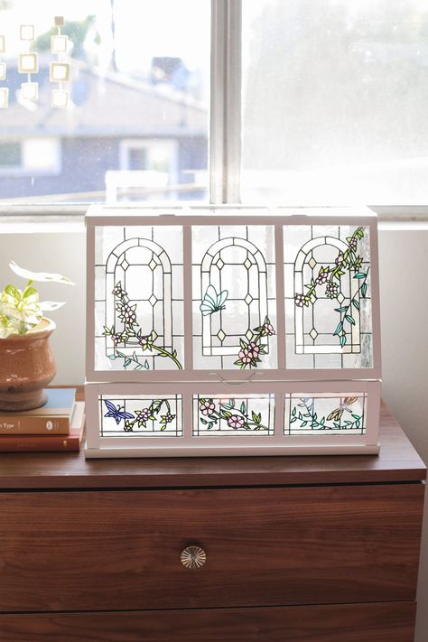 Make a Stained Glass Greenhouse with the IKEA AKERBAR — Entertain the Idea Akerbar Greenhouse, Stained Glass Greenhouse, Glass Green House, Diy Stained Glass Window, Cabinet Glass, Glass Window Art, Stained Glass Diy, Faux Stained Glass, Glass Boxes