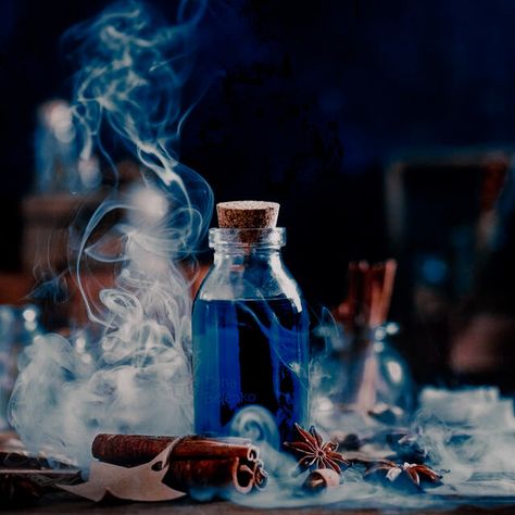 Hogwarts Blue Aesthetic, Ravenclaw Aesthetic Harry Potter, Hogwarts Magic Aesthetic, Blue Alchemy Aesthetic, Magic Blue Aesthetic, Dark Blue Fantasy Aesthetic, Ravenclaw Aesthetic Icon, Blue Wizard Aesthetic, Ravenclaw House Aesthetic