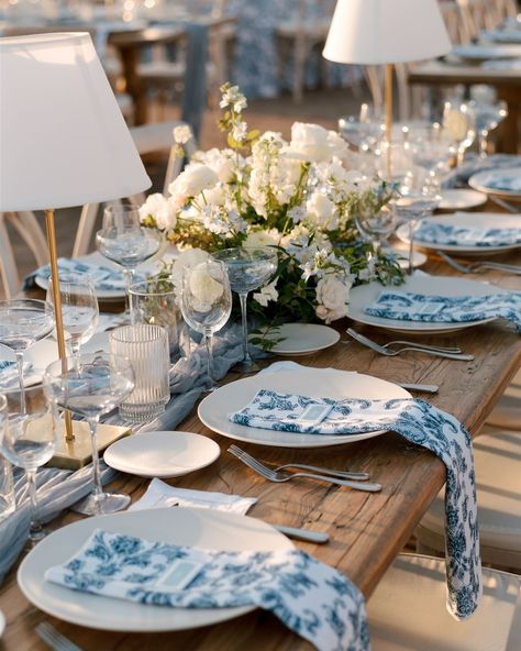 Nautical Nantucket inspired wedding in Southern CA. Blue, white, preppy wedding. Blue And Rattan Wedding, Nantucket Themed Wedding, Coastal Classic Wedding, New England Beach Wedding, Blue And White Tablescapes Wedding, New England Summer Wedding, Nantucket Wedding Aesthetic, Coastal Grandmother Wedding, Cape Cod Wedding Decor