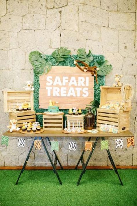 Wild One Dessert Table Ideas, Safari Bar Ideas, Safari Food Table Ideas, Jungle Safari Dessert Table, Savannah Birthday Party, Sweet Table Safari Theme, Jungle Safari Table Decorations, Candy Table Safari, Dessert Table Safari Theme