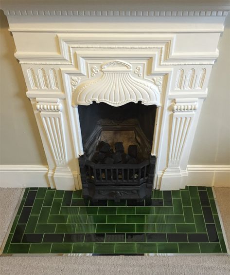 Victorian Ceramics Classic Reproduction Tiles from William Morris, Willian De Morgan and Philip Webb Victorian Tiled Hearth, Victorian Fireplace Hearth, Tiled Hearth Ideas, Fireplace Tiling, Victorian Fireplace Ideas, Victorian Ceramics, Bedroom Fireplaces, Tiled Hearth, Tile Hearth