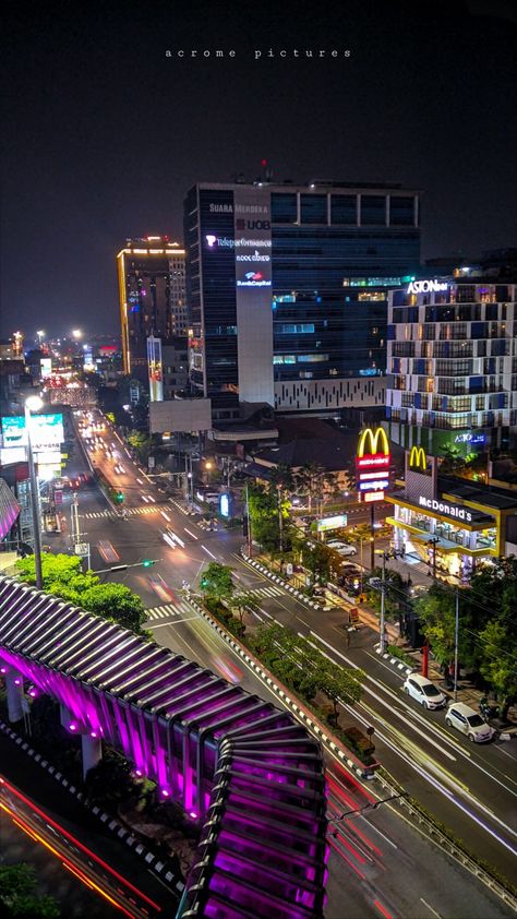 Night street in town Kottayam Town, Kolkata Night Club, Kolkata Night View, New Town Kolkata, Streets Of Kolkata, Camera Wallpaper, Night Street, Street Cat Aesthetic Night, Building Aesthetic