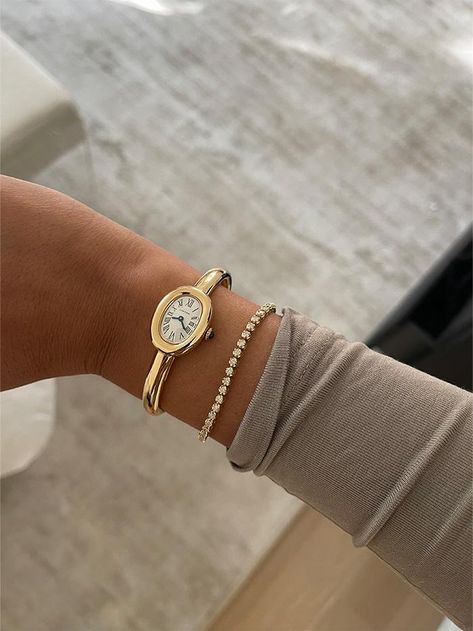 Watch Trends, Cartier Watch, Girls Watches, Classy Jewelry, Jewelry Lookbook, Stacked Jewelry, Girly Jewelry, Jewelry Inspo, Dream Jewelry