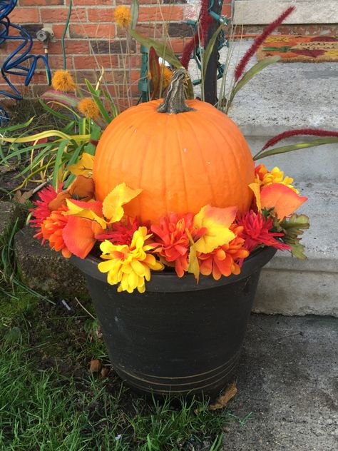 Thanksgiving Flower Pot | Ashley's Crafts Made Cheap But Chic Pumpkin In Flower Pot, Pumpkin Flower Pot, Fall Flower Pot Ideas, Pumpkin Flower Pots, Fall Flower Pots, Thanksgiving Flowers, Outside Decorations, Flower Pots Outdoor, Outdoor Flowers