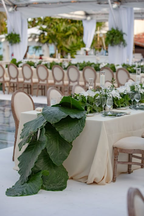 Greenery Centerpieces, Tropical Theme Party, White Weddings Reception, Tropical Wedding Inspiration, Greenery Centerpiece, Tropical Theme, Deco Floral, Leaf Decor, Island Weddings