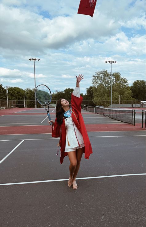 Tennis Pictures Poses High Schools, Tennis Picture Ideas, Funny Senior Picture Ideas, Senior Night Pictures, Senior Portraits Ideas High Schools, Tennis Senior Night Ideas, Tennis Graduation Pictures, Tennis Photo Ideas, Tennis Senior Photos