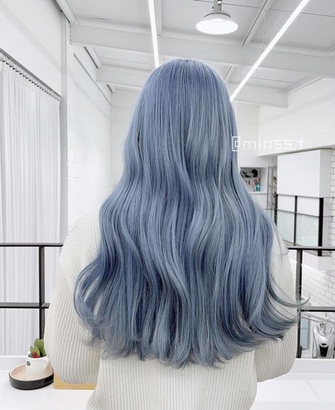 Pale Blue Hair Aesthetic, Powder Blue Hair, Pale Blue Hair, Aesthetic Hair Color, Ice Blue Hair, Icy Blue Hair, Silver Blue Hair, Crystal Winter, Blue Hair Aesthetic