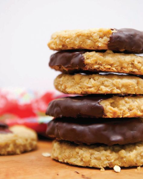 Oat Cakes, Coast Style, Chocolate Glaze, Random House, Tea Cakes, Chocolate Dipped, Favorite Snack, Oatmeal Cookies, Cookie Desserts