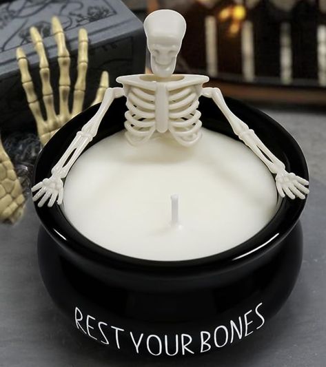 Farmhouse Gothic, Skeleton Candle, Candles Vintage, Halloween Skeleton Decorations, Novelty Candles, Elephant Birthday, Spooky Gifts, Cozy Candles, Skull Candle