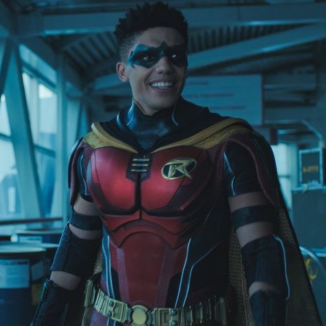 Tim Drake Robin Suit, Titans Tim Drake, Tim Drake Titans, Titans Live Action, Titans Season 4, Drake Live, Tim Drake Batman, Team Titans, Robin Suit