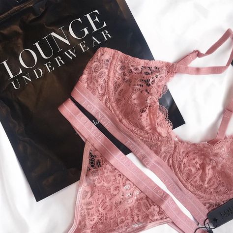 Lingerie Shoot, Cute Lingerie, Cute Comfy Outfits, Pretty Lingerie, Beautiful Lingerie, Just Amazing, Lingerie Collection, Fashion Pictures, Love A