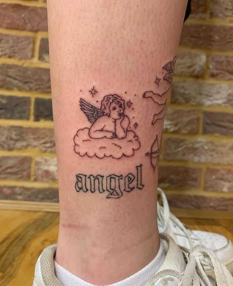 Cherub Ankle Tattoo, Detailed Angel Tattoo, Tatoos Art, Cherub Angel Tattoo, Cherub Tattoo Designs, Angel Tattoo For Women, Traditional Heart Tattoos, Baby Angel Tattoo, Roman Tattoo