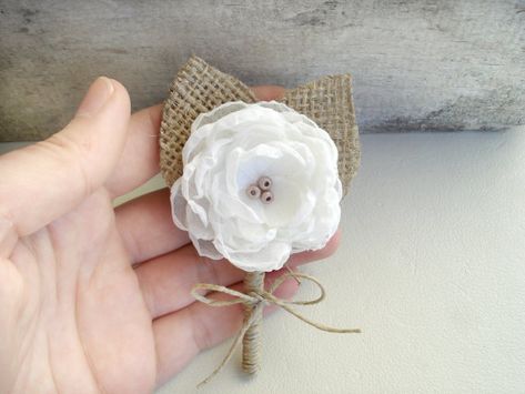 Ivory Burlap Wedding Boutonnieres, Rustic Boutineers  White Groom Groomsmen Buttonhole Rustic Boutineers, Groomsman Boutonniere, Burlap Boutonniere, Outdoor Evening Wedding, Corsage Ideas, Groomsmen Buttonholes, Diy Boutonniere, Buttonhole Flowers, Groom Buttonholes