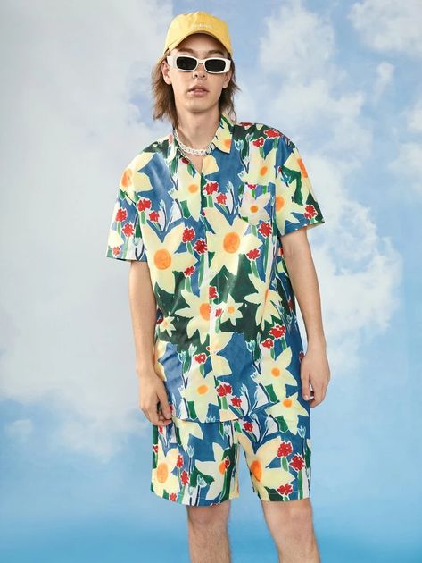 Men Random Floral Print Drop Shoulder Shirt & Shorts | SHEIN Hawian Shirt Outfits Mens, Men Floral Outfit, Mens Floral Shirt Outfit Summer, Outfit For Pool Party, Floral Menswear, Summer Outfits Men Beach, Floral Shirt Outfit, Floral Dress Outfit, Floral Outfit Summer