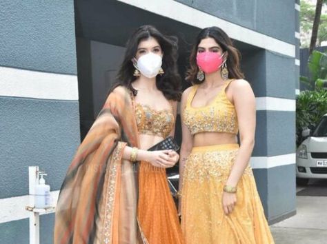 Khushi Kapoor and Shanaya Kapoor at Rhea Kapoor’s wedding! Celebrity Wedding Guest, Shanaya Kapoor, Rhea Kapoor, Simple Lehenga, Wedding Guest Outfits, Wedding Guest Outfit Summer Casual, Yellow Lehenga, Celebrity Wedding, Traditional Indian Outfits