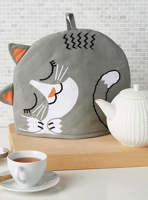 Tea Cosy Pattern, Tea Cozy Pattern, Tea Cosy, Cat Fashion, Tea Cozy, Cat Accessories, Anime Cat, Patch Quilt, Cat Decor