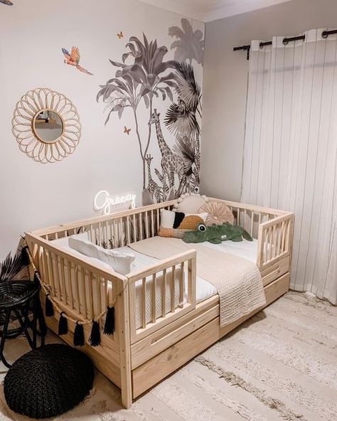 Toddler Trundle Bed, Toddler Day Bed, Diy Toddler Bed, Kids Daybed, Baby Room Closet, Bed Rails For Toddlers, Kids Rooms Inspo, Daybed Design, Castor Wheels