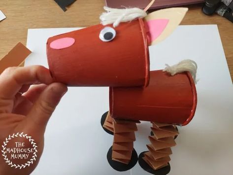 Paper Cup Horse Craft #ArtsAndCrafts #KidsCrafts #Crafts #DIY #Farm #WildWest Pond Crafts, Western Decorations, Reindeer Christmas Cards, Mummy Crafts, Paper Cup Crafts, Snail Craft, Sheep Crafts, Christmas Program, Puppet Crafts