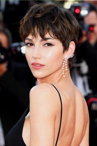 Best Pixie Cuts For Any Lifestyle ★ See more: http://lovehairstyles.com/best-pixie-cuts/ Pixie Cut Styles, New Short Haircuts, Crop Hair, Cut Her Hair, Penteado Cabelo Curto, Short Pixie Haircuts, Short Pixie Cut, Trending Haircuts, Vanessa Hudgens