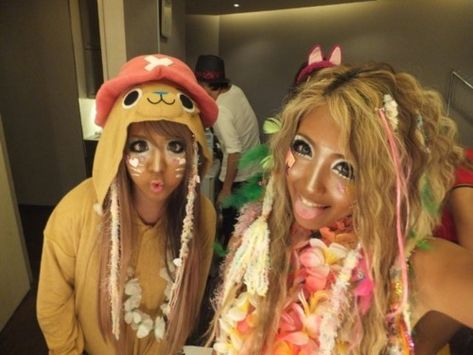 Ganguro Girl, Gyaru Makeup, Hime Gyaru, Cool Makeup Looks, Gyaru Fashion, Y2k Pink, J Fashion, Harajuku Fashion, Visual Kei