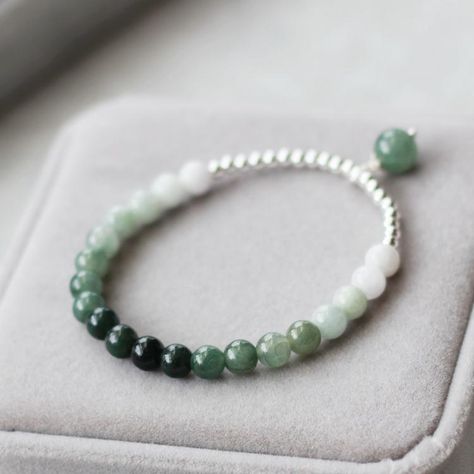 Green Jade Beaded Bracelet Handmade Gemstone Jewelry Accessories Gifts For Women Handmade Gemstone Jewelry, Beads Bracelet Design, Crystal Beads Bracelet, Gemstone Beaded Bracelets, Gemstone Jewelry Handmade, Bracelets Handmade Beaded, Jade Beads, Green Jade, Bijoux Diy