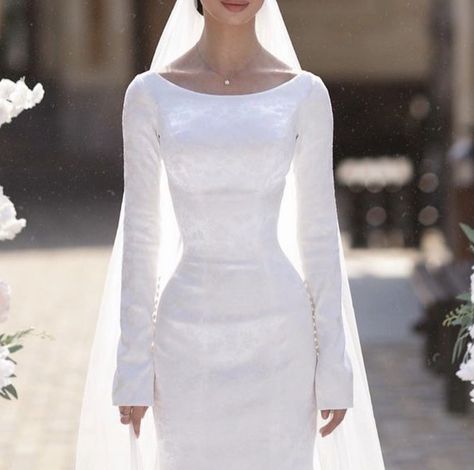 Elegant Wedding Looks Brides, Winter Wedding Dress Aesthetic, Jessica Alba Wedding Dress, Wedding Dresses Regal, Satin Wedding Dress With Beading, Long Sleeve Wedding Dress Aesthetic, Classic Wedding Dress Timeless Classy With Sleeves, Middle Eastern Wedding Dress, Silk Wedding Dress With Sleeves