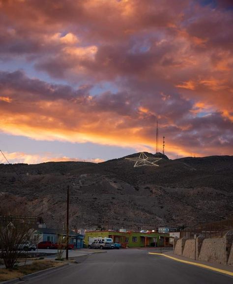 A Fiery Starry Sunset 🔥 ⭐️ 🌅 #elpaso #eptx #wearetheborder #915 #inspiredbyelpaso #epforward #itsallgoodep #iloveeptx #iam_elpaso #elpasostrong Starry Sunset, 1980s Aesthetic, November Quotes, Only In Texas, Texas Sunset, Texas Forever, Red Dirt, Texas City, Sun City