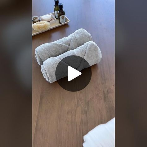 Folding Towels Videos, How To Fold Towels Into Rolls, Roll A Towel Like A Hotel, Cool Ways To Fold Towels, How To Fold A Towel Like A Spa, How To Fold Towels In A Roll, Cute Towel Folding Ideas, Roll Bath Towels How To, Fold Towels Roll