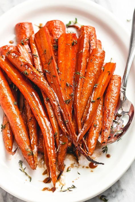 Honey Balsamic Roasted Carrots - #sidedish #eatwell101 #recipe - These roasted carrots are the perfect side dish for your Sunday roast or an easy side for a holiday table.  - #recipe by #eatwell101 Balsamic Roasted Carrots, Balsamic Roast, Balsamic Carrots, Balsamic Carrots Roasted, Oven Roasted Carrots, Roasted Carrots Recipe, Honey Balsamic, Carrot Recipes, Sunday Roast