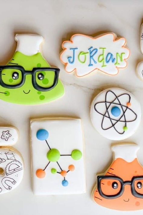 Check out this fun science-themed birthday party! What fun cookies! See more party ideas and share yours at CatchMyParty.com Chemistry Birthday Party, Science Cookies, Chemistry Party, Science Party Ideas, Science Themed Birthday Party, Nerd Birthday, Science Party Decorations, Biology Ideas, Science Themed Party